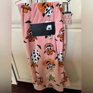 Rachel Zoe Halloween leopard and cheetah print Throw/Blanket